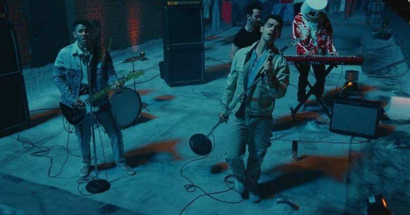 Youtube.com/Marshmello